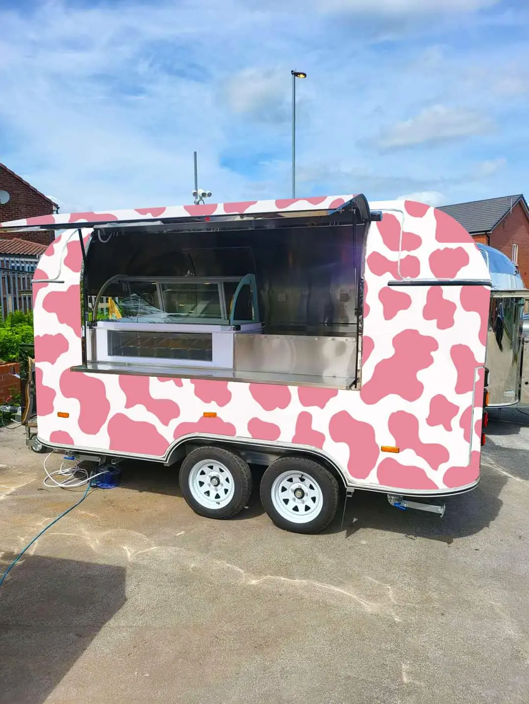 interior layout ice cream trailer pod design